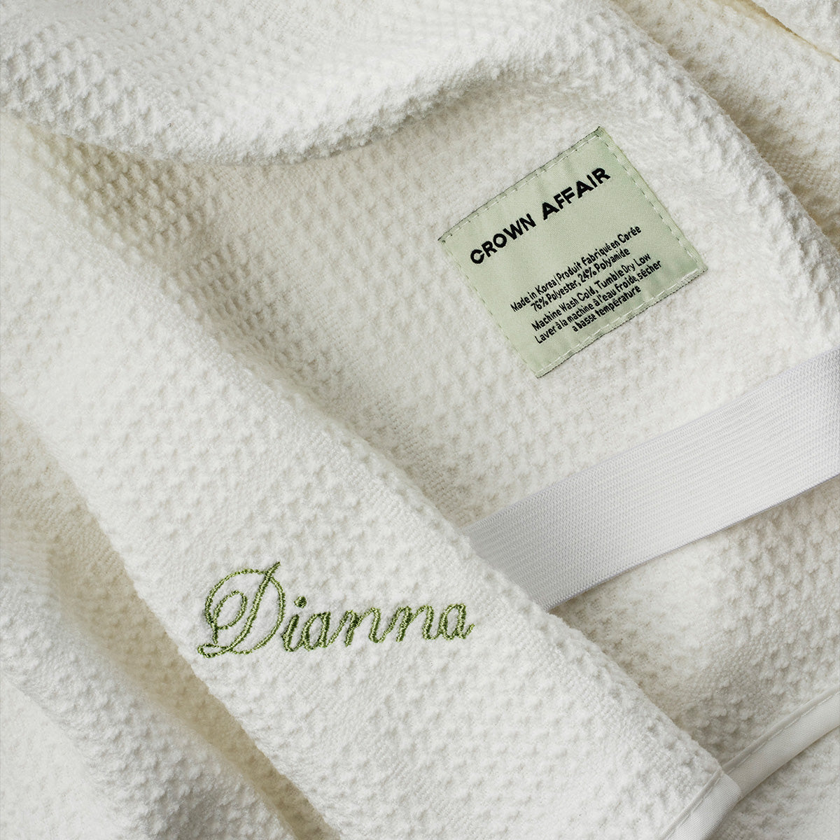 Crown Affair The Towel - Thumbnail 4